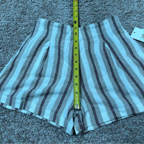 Streetwear Society Linen Blend Shorts - Picture 9 of 9